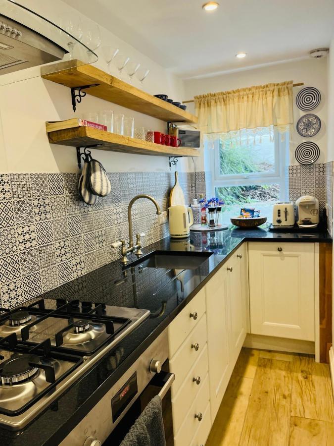 Lavender Den Apartment ลอนดอน ภายนอก รูปภาพ