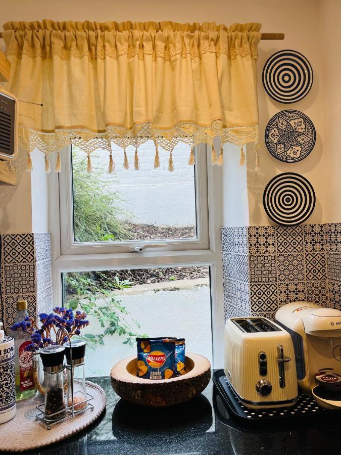 Lavender Den Apartment ลอนดอน ภายนอก รูปภาพ