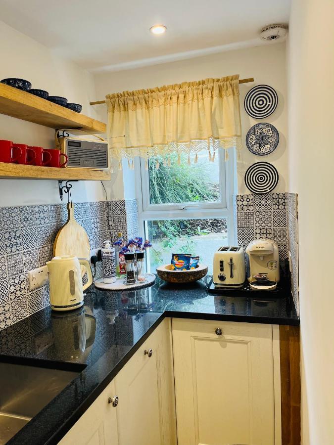 Lavender Den Apartment ลอนดอน ภายนอก รูปภาพ